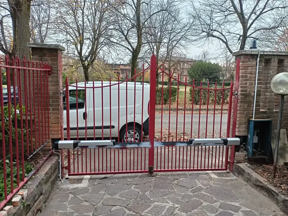 Sbarra automatica su un ingresso privato – Imola