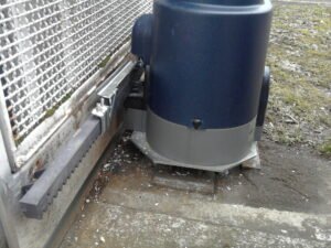 Riparazione Cancello ad ante scorrevoli FAAC Bologna Riparazione Cancello ad ante scorrevoli FAAC Bologna