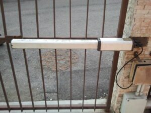 Riparazione Cancello sospeso FAAC Bologna Roveri Riparazione Cancello sospeso FAAC Bologna Roveri